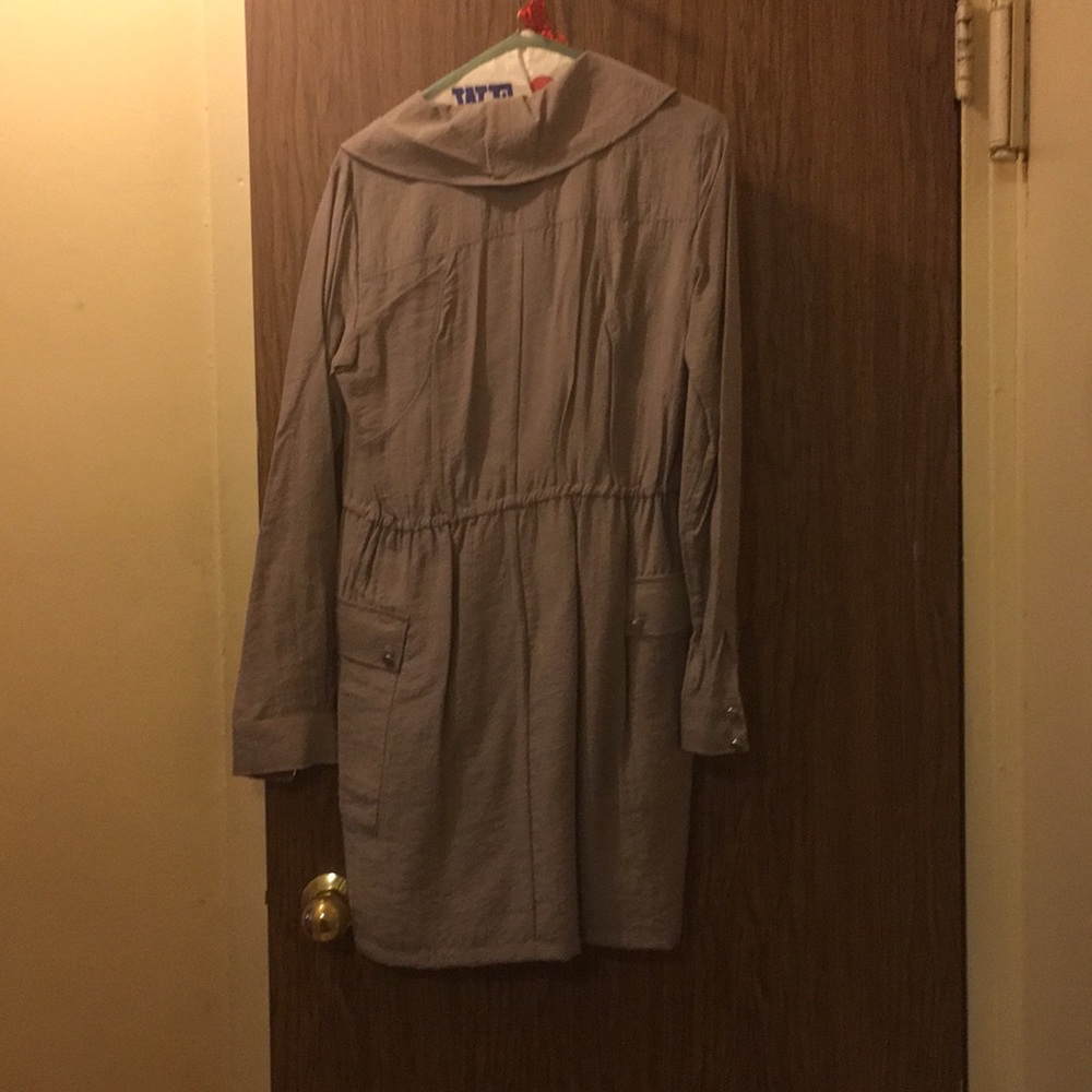 Dress - Picture 2 of 2